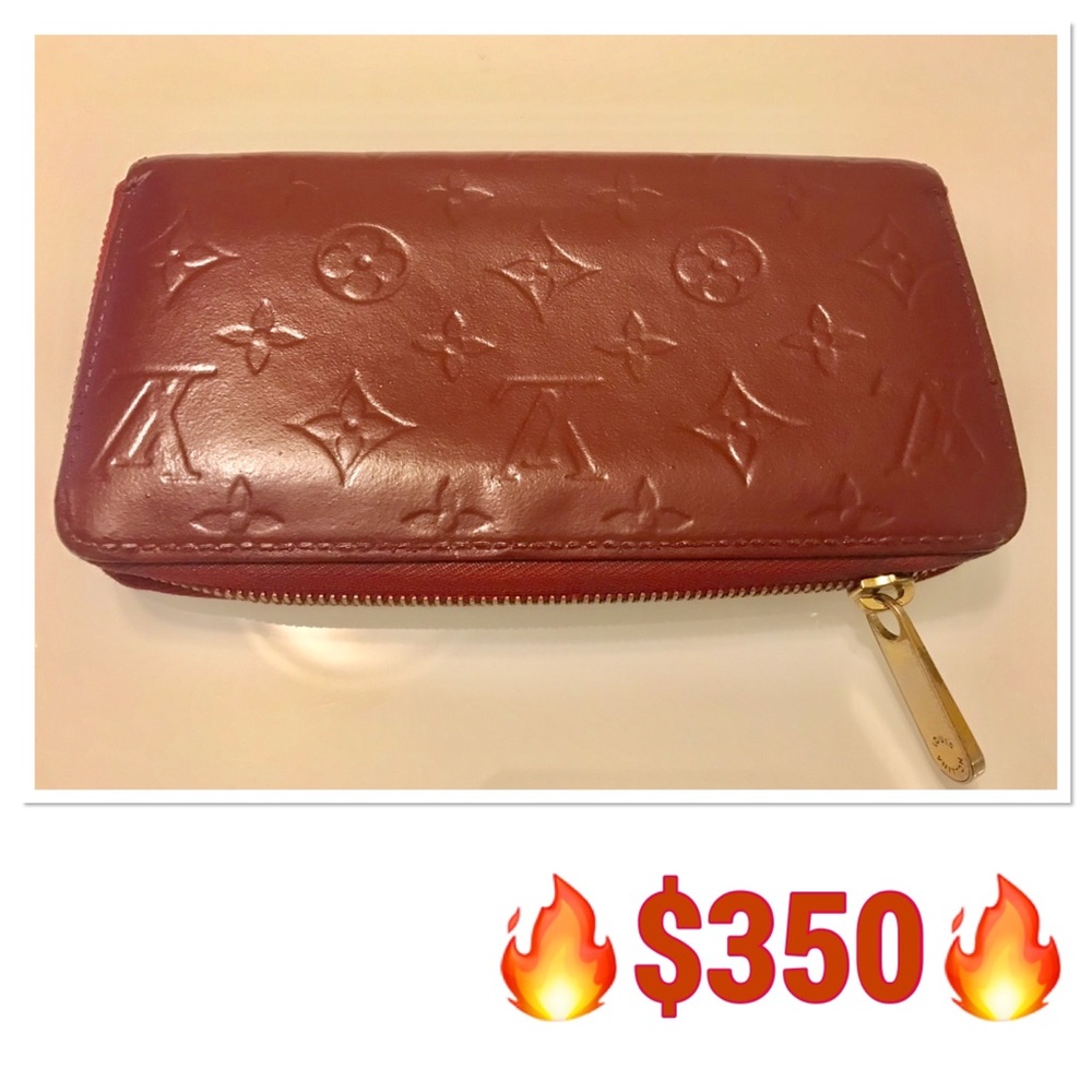 LOUIS VUITTON monogram